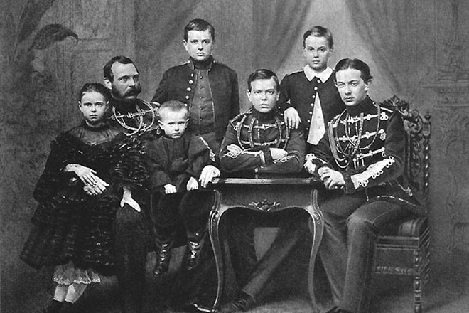 Александр II с детьми Александр II с детьми