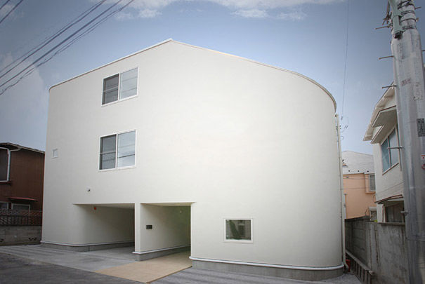 7-AD-Slide House, Japan-01