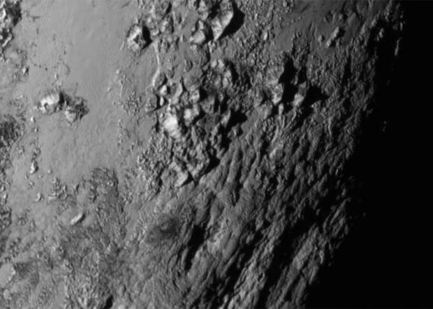 Поверхность Плутон снимок станции Новые горизонты