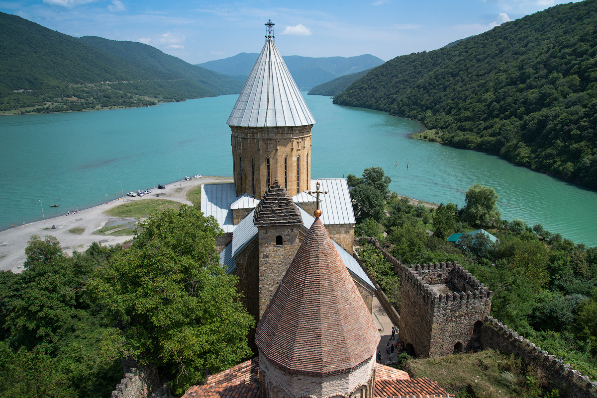 Ананури Крепость осень