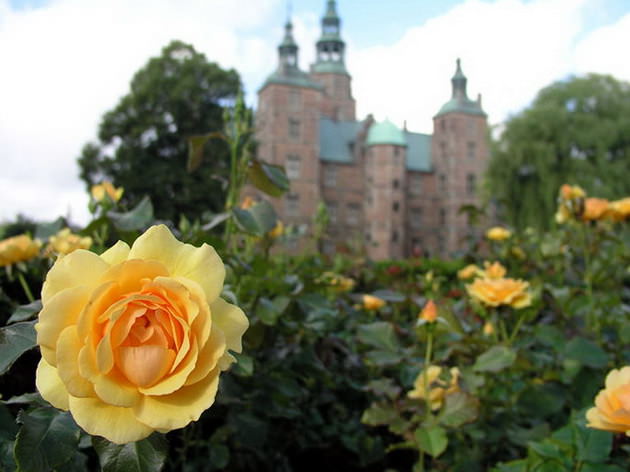 Замок Розенборг сады. Копенгаген Дания