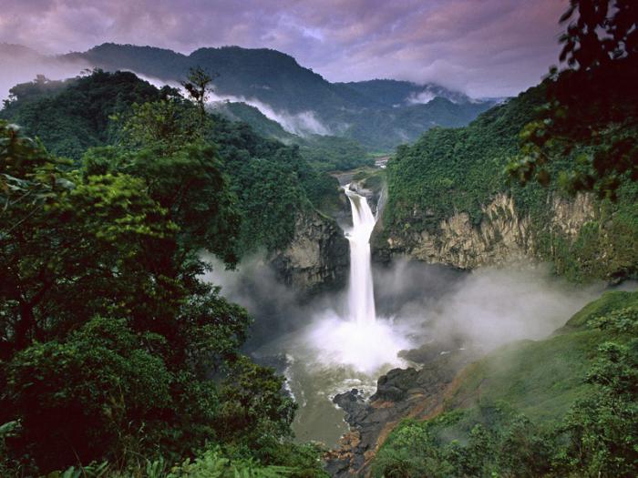 уникальный водопад в южной америке