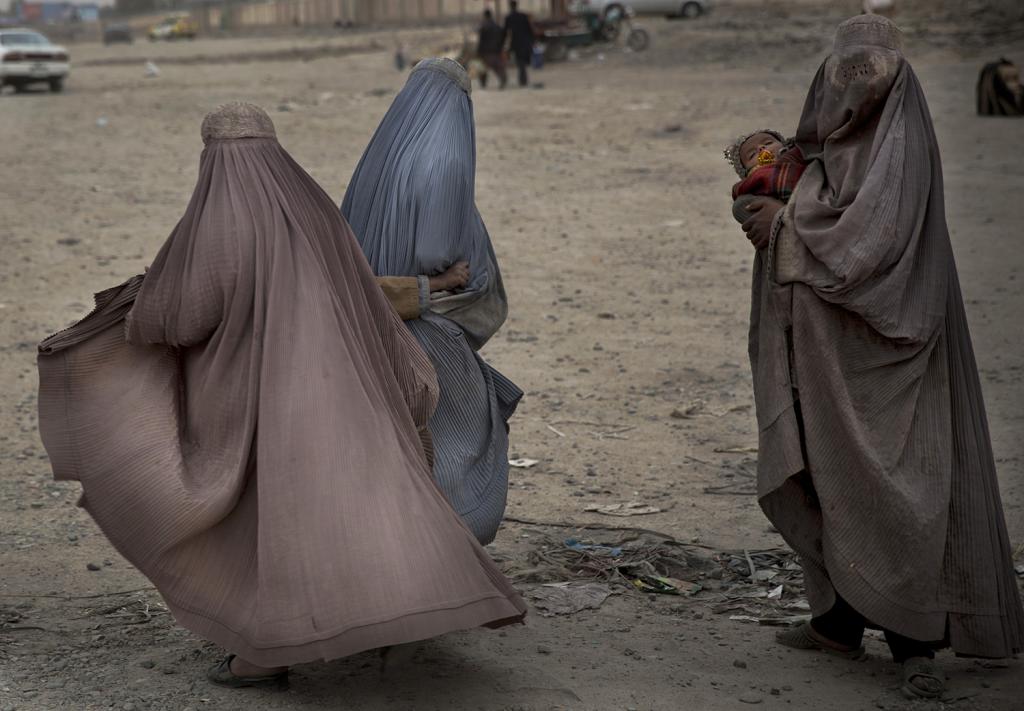 средняя продолжительность жизни в афганистане