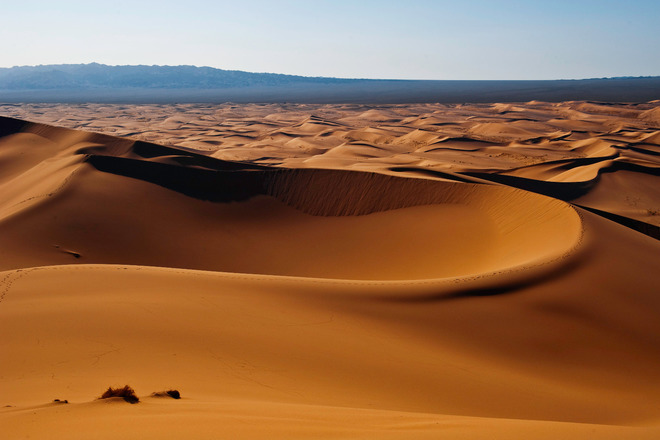 Оранжевые пески пустыни Гоби