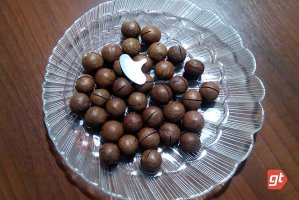 Макадамия в шоколаде