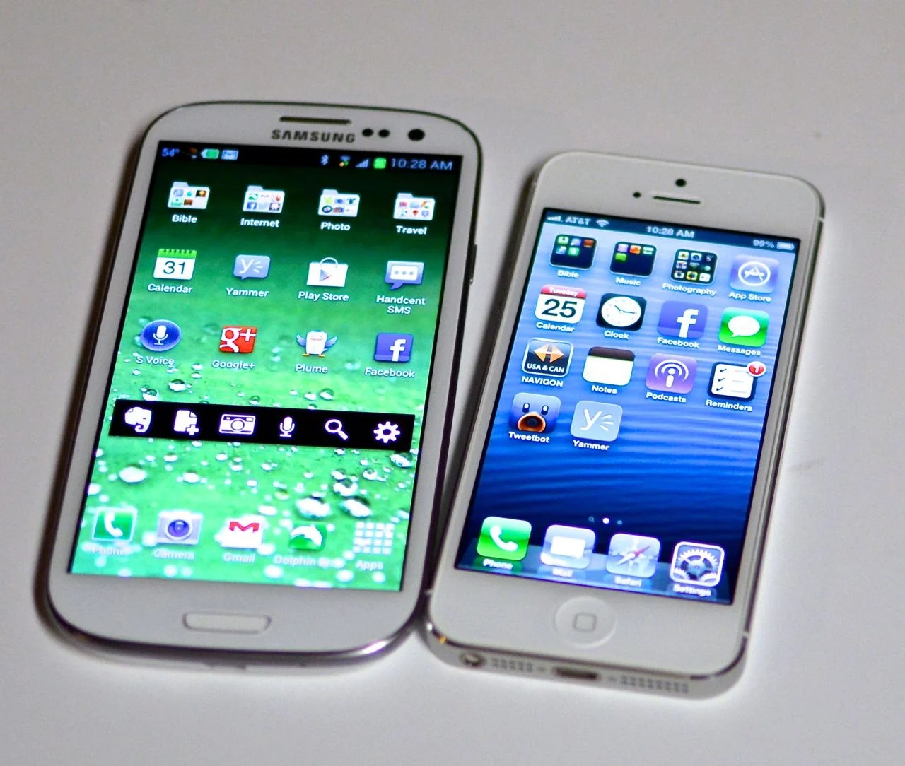 Чем iphone лучше samsung galaxy. Samsung Galaxy s3. Iphone Samsung s3. Айфон 5 самсунг. Samsung Galaxy s3 iphone.