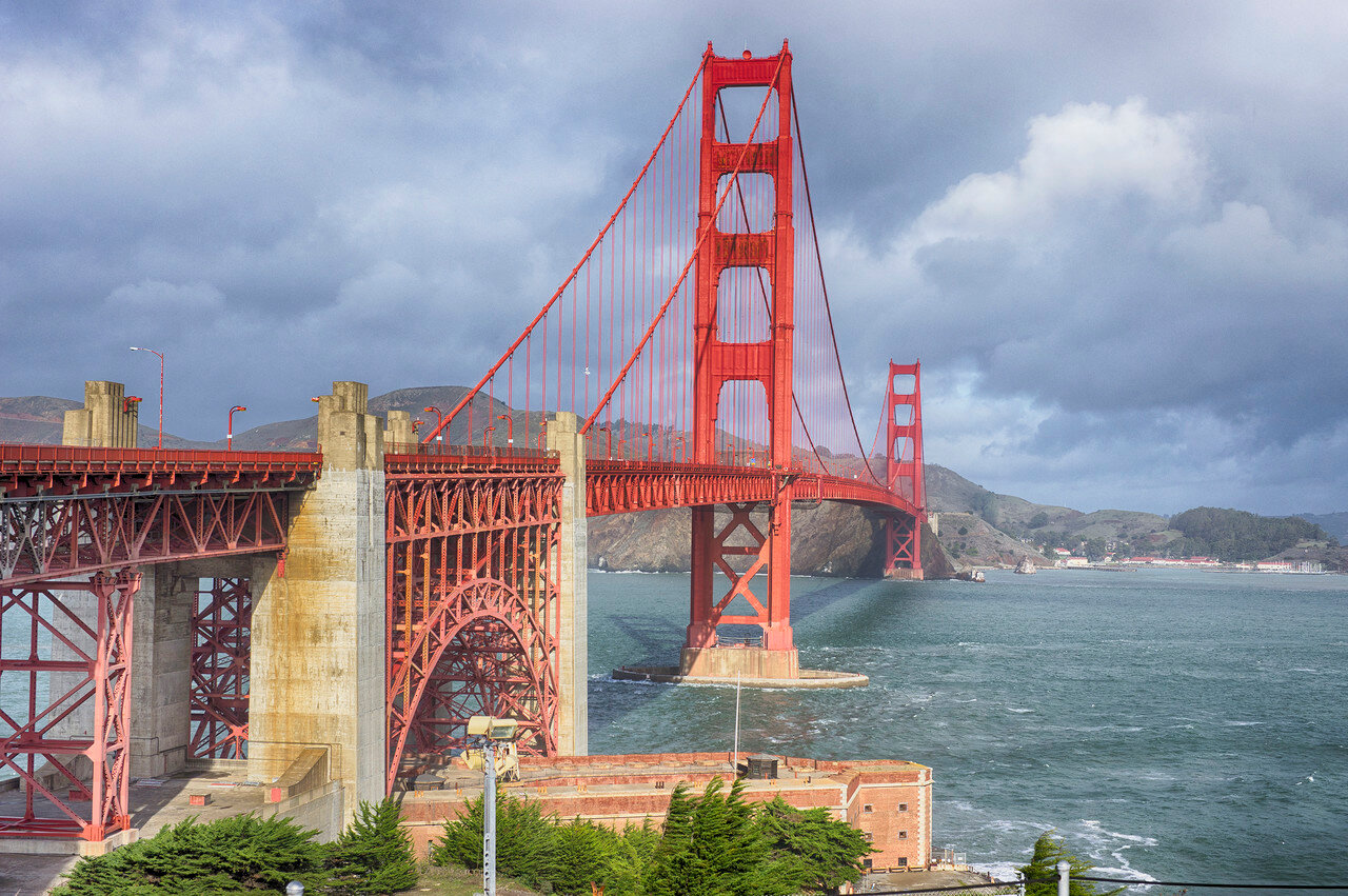 Сан франциско какой. Мост золотые ворота в Сан-Франциско. Золотые ворота Лос Анджелес. Лос Анджелес мост золотые ворота. Красный мост Лос Анджелес.