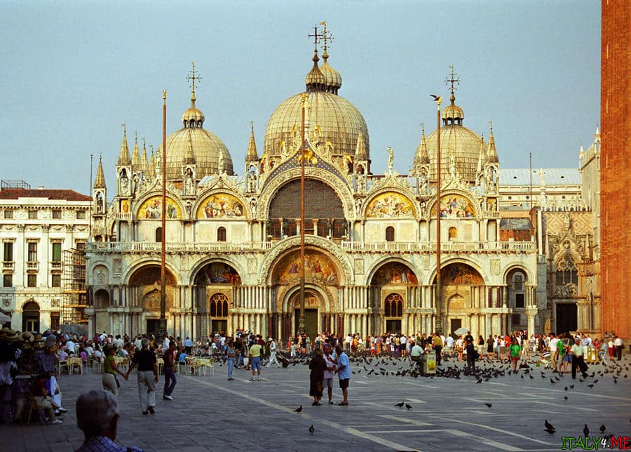 собор Святого Марка в Венеции утром