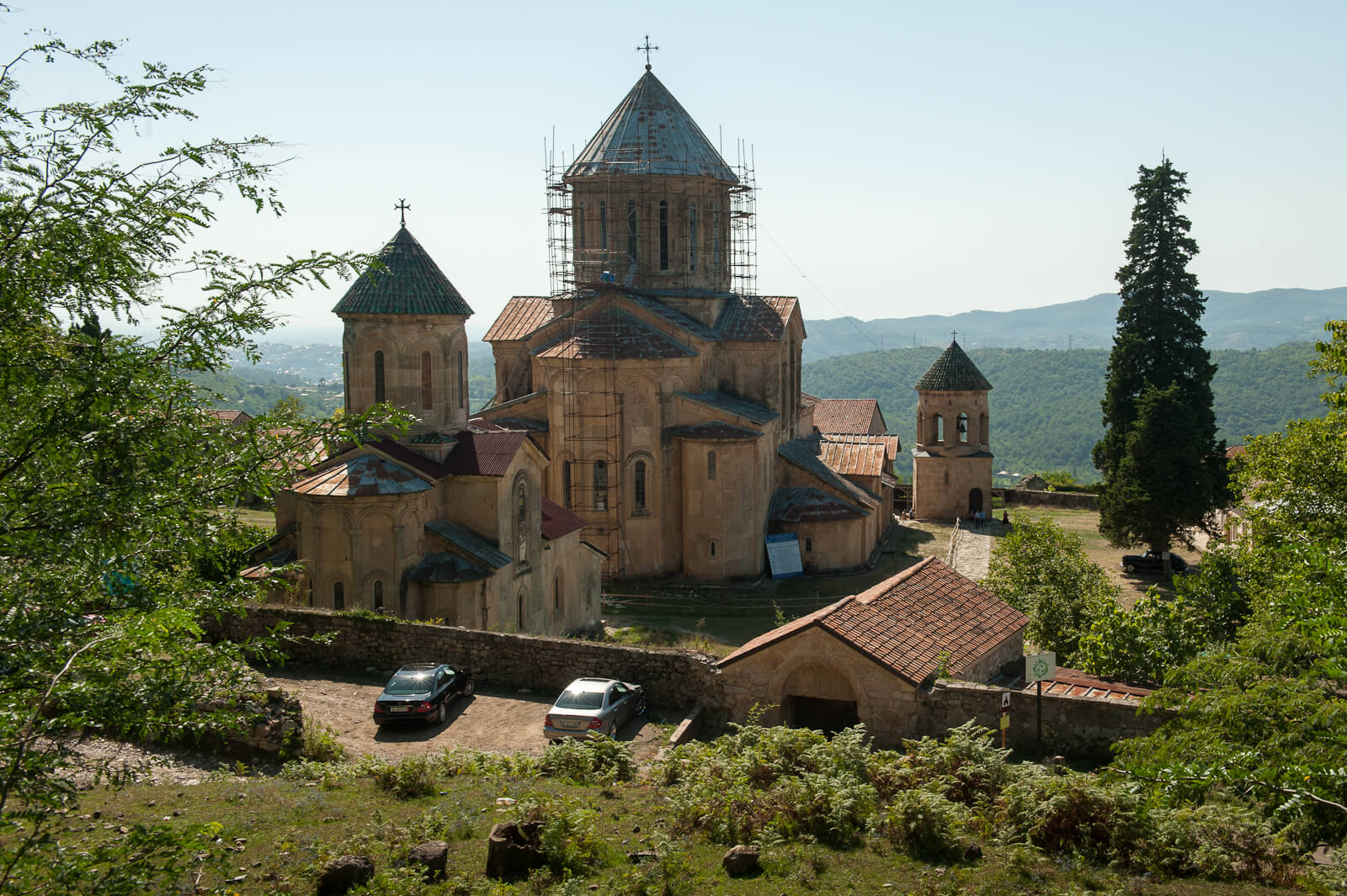 Монастырский комплекс Гелати в Грузии