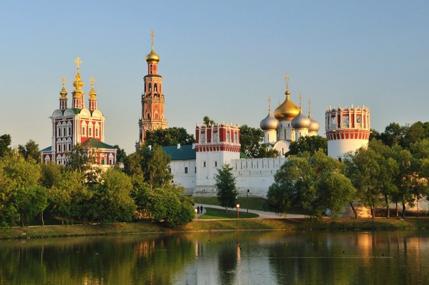 Новодевичий монастырь в Москве