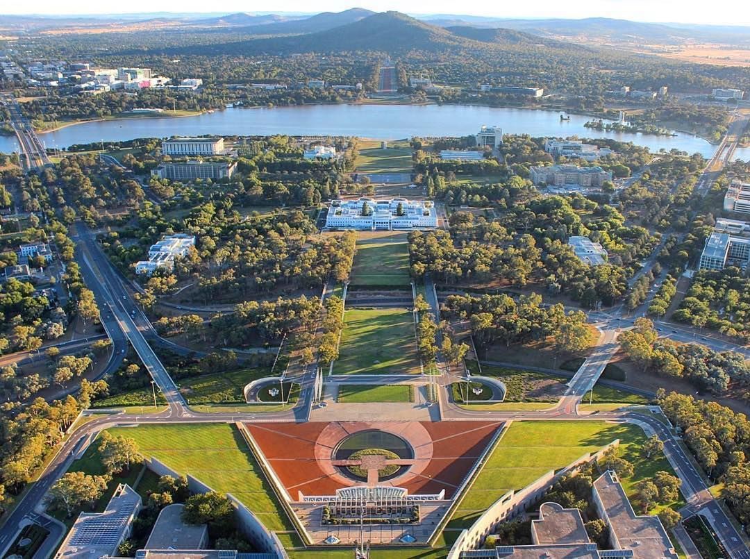 Канберра какое государство. Канберра. Канберра столица. Столица города Canberra. Канберра столица Австралии центр города.