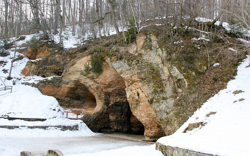 Пещера Гутманя в парке Гауя