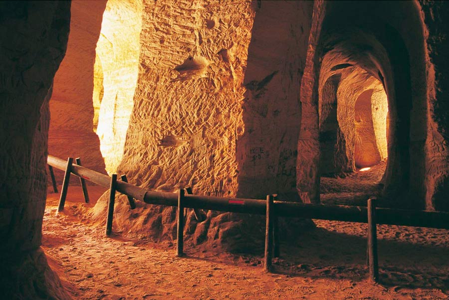 Пещеры Пиуза