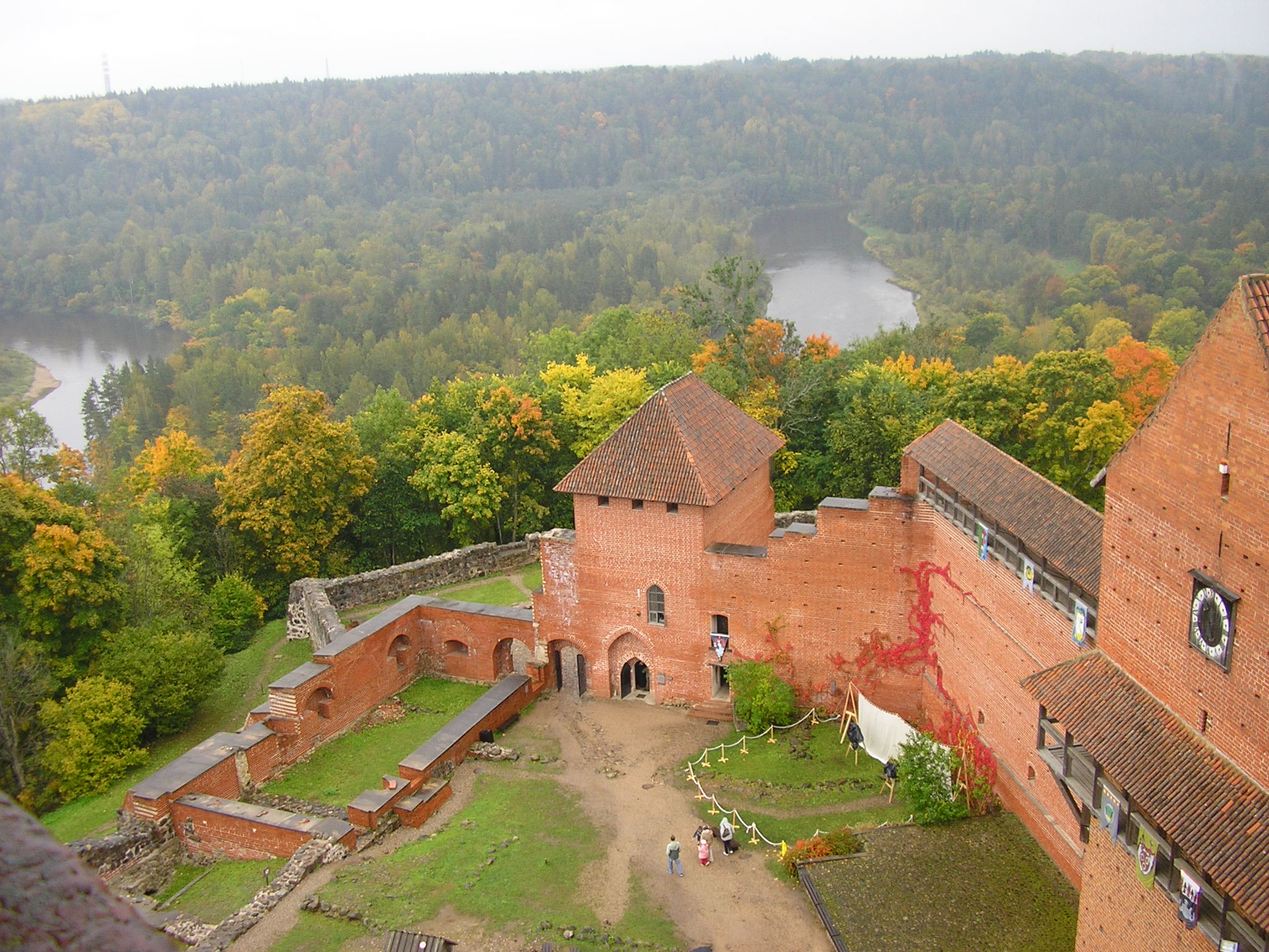 замки в латвии