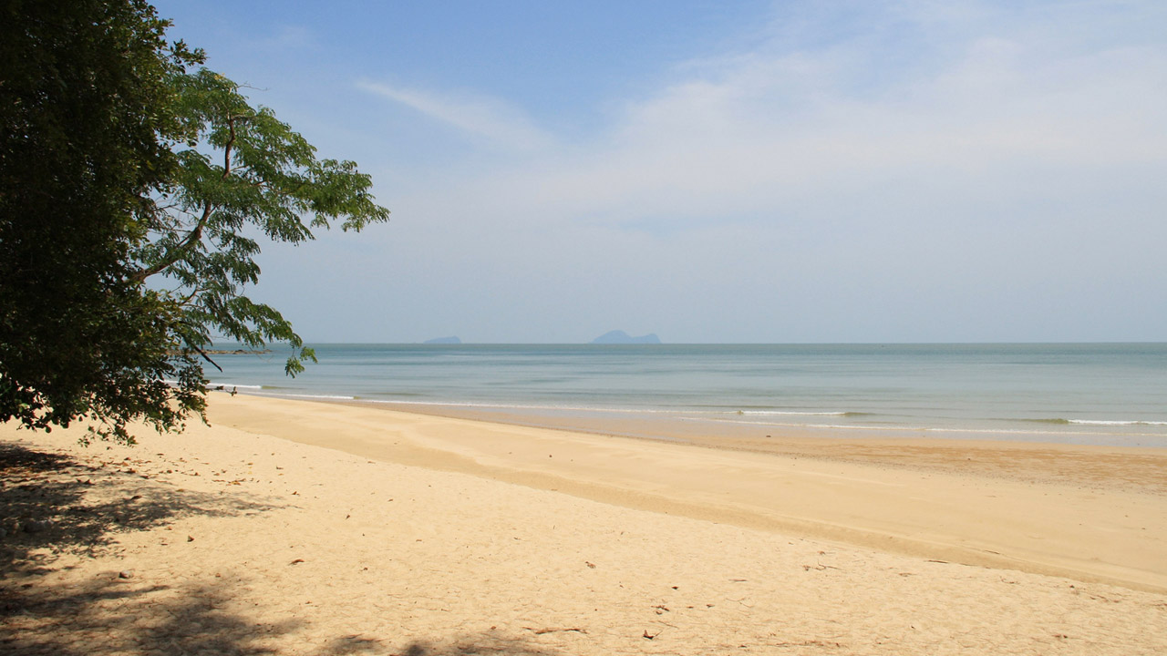 Най янг на карте. Малайзия пляжи. Кучинг пляжи. Пляж Наянг. Kuching Malaysia Beach.