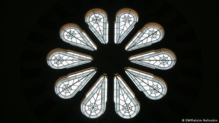 Круглое окно в Императорском зале