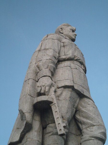 Памятник «Алёша» в Пловдиве